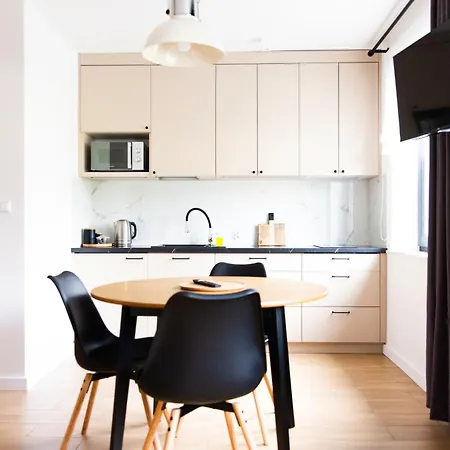 Apartment Trzy *